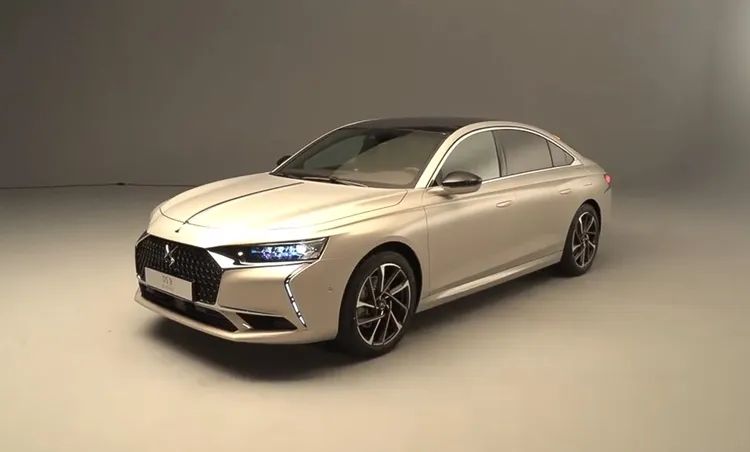 沃尔沃用车小技巧_沃尔沃系统的车_如何通过沃尔沃改善日常通勤体验？