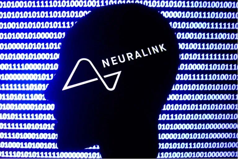 Neuralink迈向应用阶段：马斯克宣布2025年计划为20至30例患者植入脑机接口_Neuralink迈向应用阶段：马斯克宣布2025年计划为20至30例患者植入脑机接口_Neuralink迈向应用阶段：马斯克宣布2025年计划为20至30例患者植入脑机接口