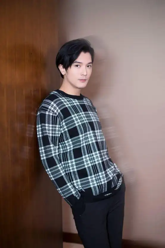 邱泽唐嫣_邱泽老婆_邱泽