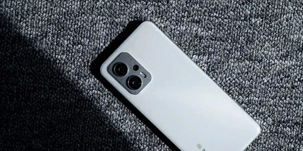 手机王是什么_手机王是什么手机_iPhone vs. Galaxy：哪个才是真正的手机之王？
