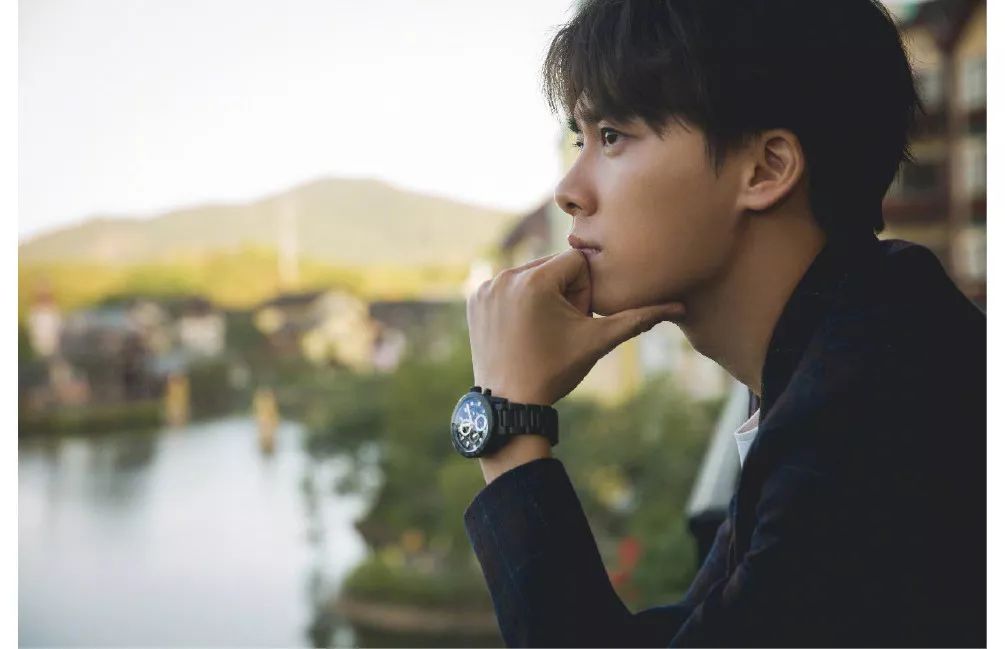 李易峰与导演合作，打造高质量影视作品_李易峰电影作品有哪些_李易峰制片