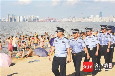 各国第一夫人带动经济_假日旅游带动经济_通过海南助推琼港澳台经济合作，如何带动地方经济的全面发展？